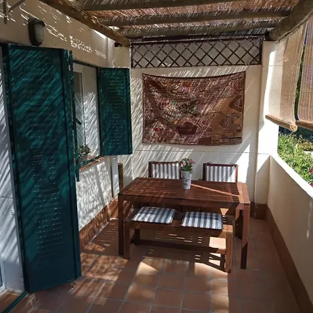 El Cantil Apartment